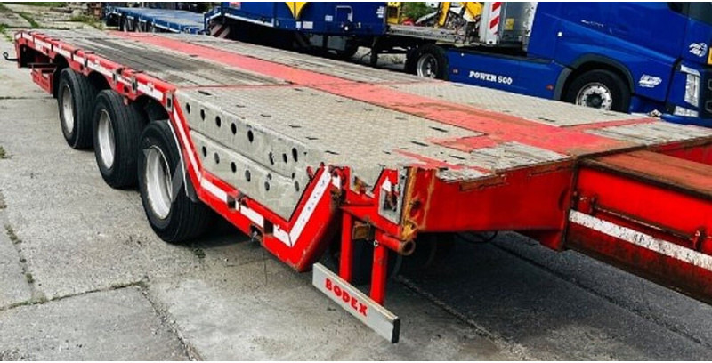 Bodex - Low loader semi-trailer: picture 1 Bodex - Low loader semi-trailer: picture 1