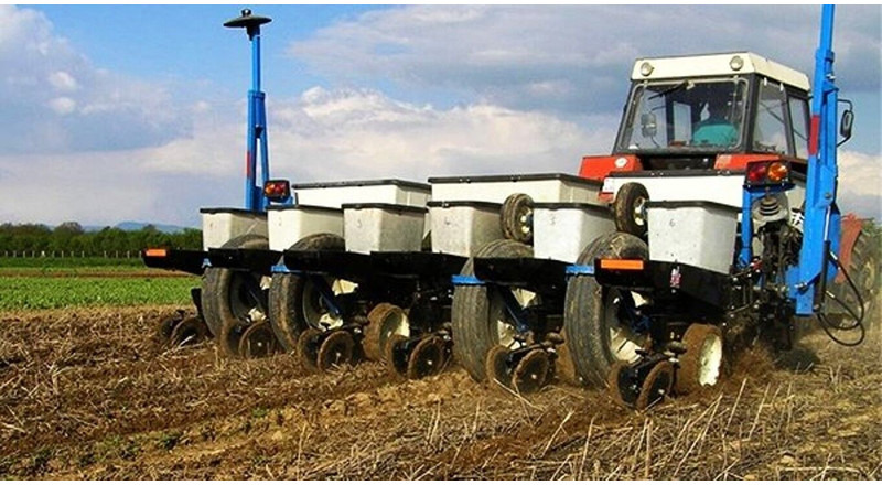 Kinze 3000 (8x lines 75 - Precision sowing machine: picture 1 Kinze 3000 (8x lines 75 - Precision sowing machine: picture 1