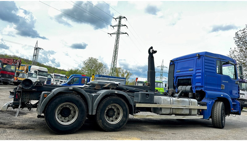 MAN TGA 26.460 - Hook lift truck: picture 3 MAN TGA 26.460 - Hook lift truck: picture 3
