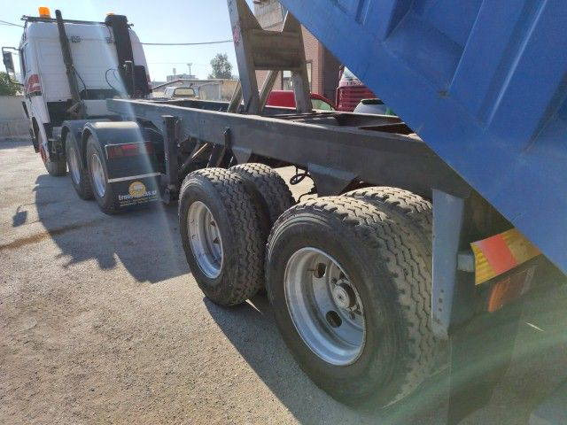 Fruehauf Tipper 2 Axles - Tipper semi-trailer: picture 3 Fruehauf Tipper 2 Axles - Tipper semi-trailer: picture 3