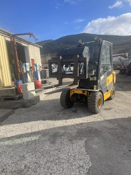 JCB TLT30D - Diesel forklift: picture 1 JCB TLT30D - Diesel forklift: picture 1