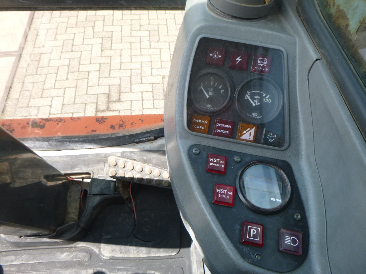 Crawler dumper HITACHI CG110D-SC: picture 18