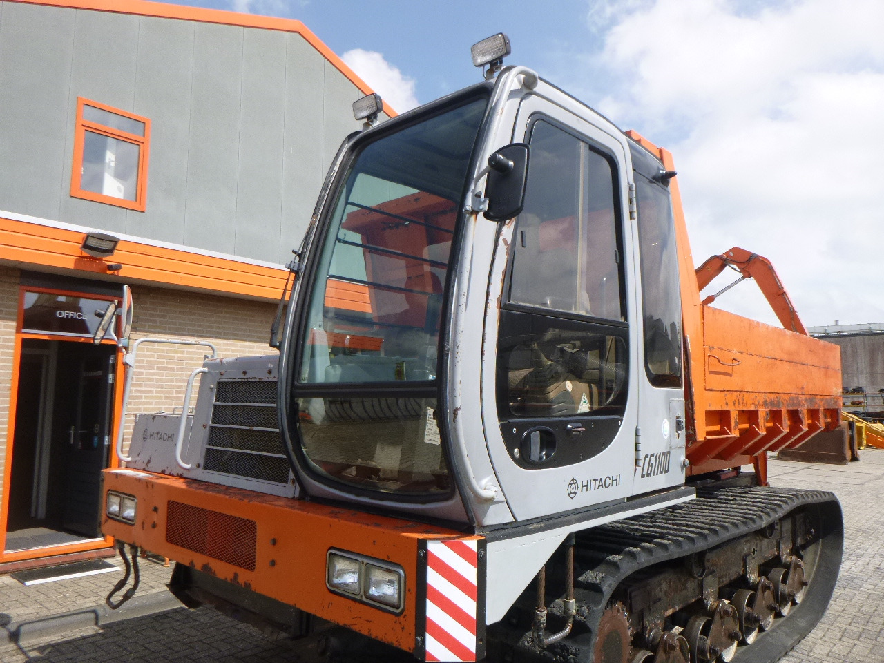 Crawler dumper HITACHI CG110D-SC: picture 10