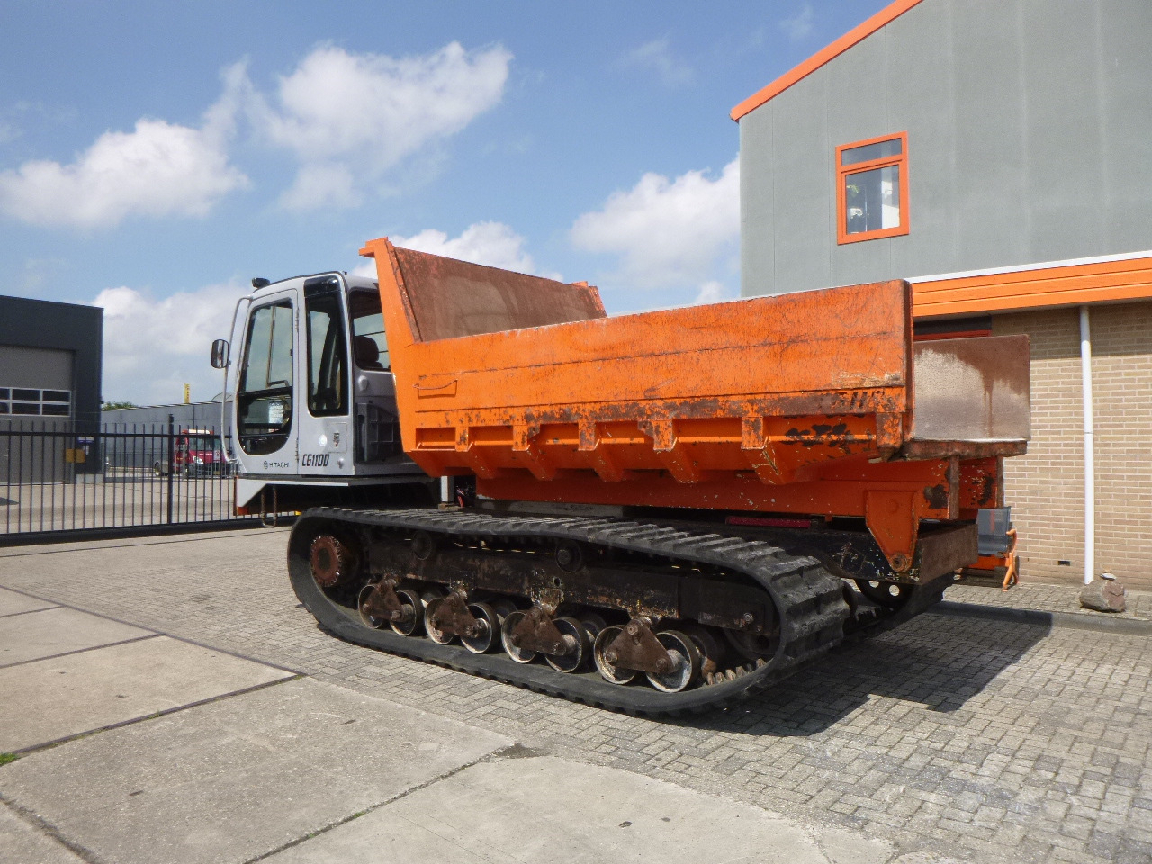 Crawler dumper HITACHI CG110D-SC: picture 9