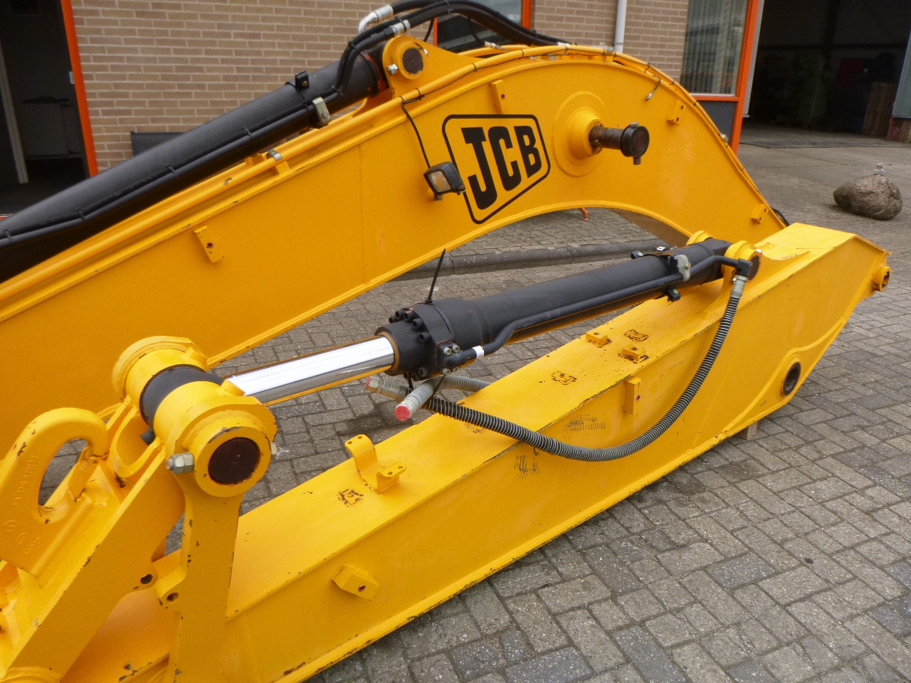 New Boom for Crawler excavator JCB JS200/JS210/JS220: picture 9 New Boom for Crawler excavator JCB JS200/JS210/JS220: picture 9