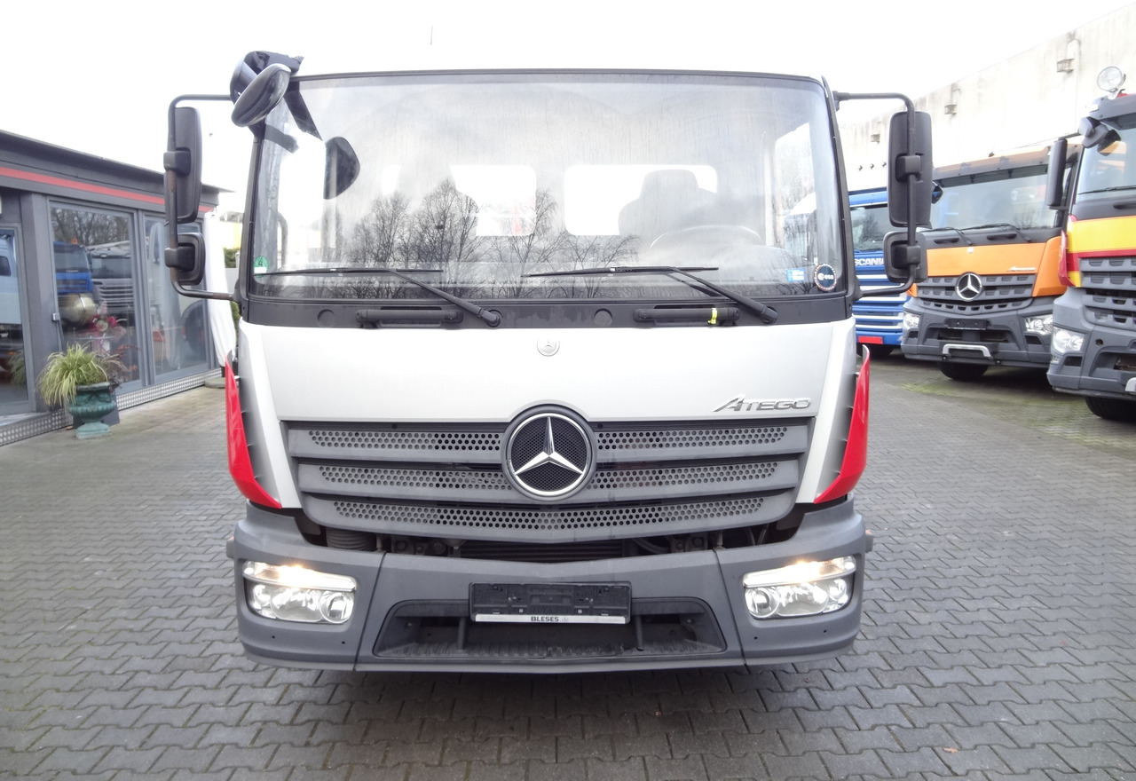 Crane truck, Dropside/ Flatbed truck Mercedes-Benz Atego 818 Kran Palfinger 6501: picture 8
