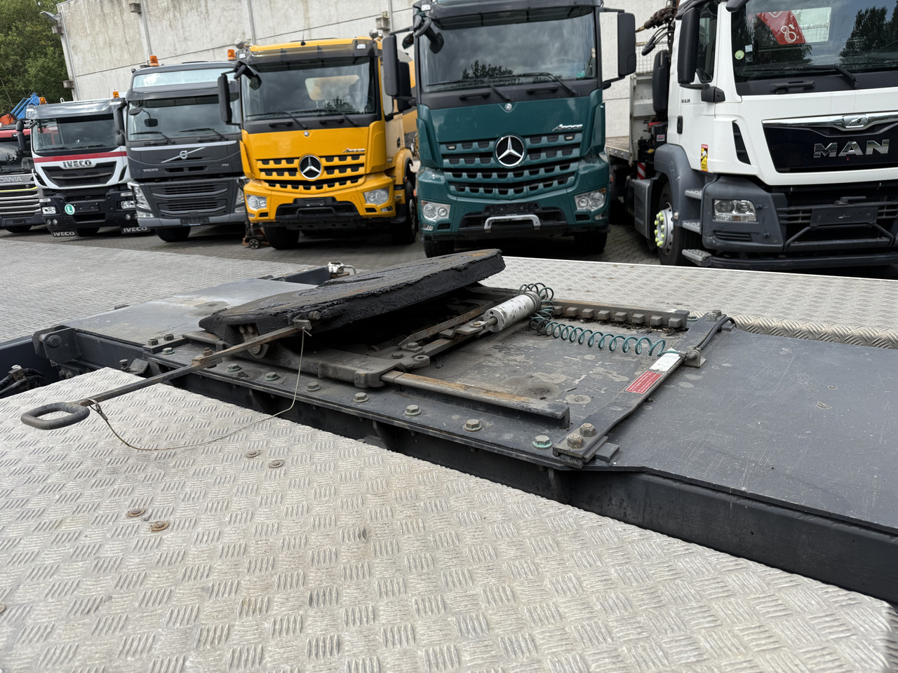 Scania R450 8X4 Kran Fassi F660 bis 34 Meter - Tractor truck: picture 3 Scania R450 8X4 Kran Fassi F660 bis 34 Meter - Tractor truck: picture 3