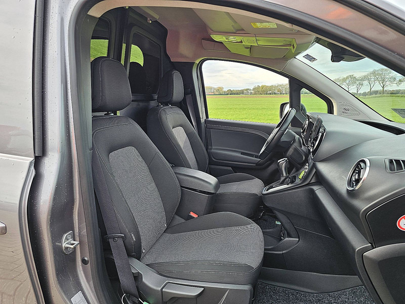 Closed box van Mercedes-Benz Citan 113 benzine automaat ac: picture 7 Closed box van Mercedes-Benz Citan 113 benzine automaat ac: picture 7