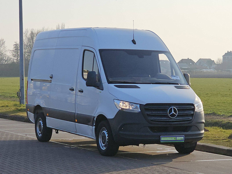 Mercedes-Benz Sprinter 311 L2H2 RWD MBUX Euro6 - Panel van: picture 5 Mercedes-Benz Sprinter 311 L2H2 RWD MBUX Euro6 - Panel van: picture 5