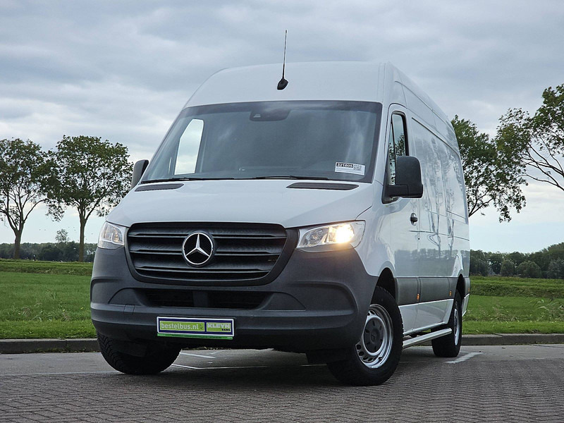 Mercedes-Benz Sprinter 311 L2H2 Wp-Inrichting ! - Panel van: picture 1 Mercedes-Benz Sprinter 311 L2H2 Wp-Inrichting ! - Panel van: picture 1