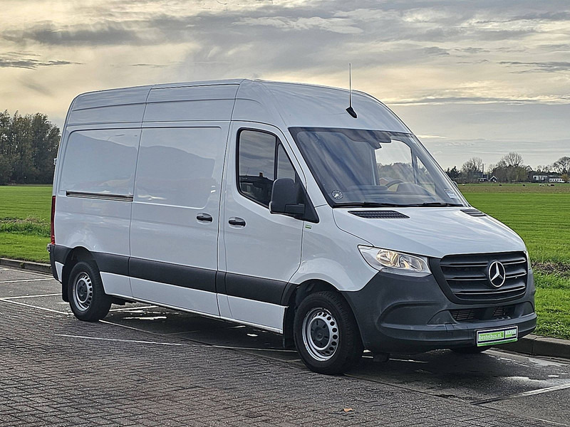 Mercedes-Benz Sprinter 314 L2H2 Mbux Automaat! - Panel van: picture 5 Mercedes-Benz Sprinter 314 L2H2 Mbux Automaat! - Panel van: picture 5