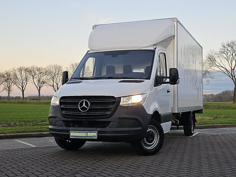 Mercedes-Benz Sprinter 315 Bakwagen Laadklep! - Closed box van: picture 1 Mercedes-Benz Sprinter 315 Bakwagen Laadklep! - Closed box van: picture 1