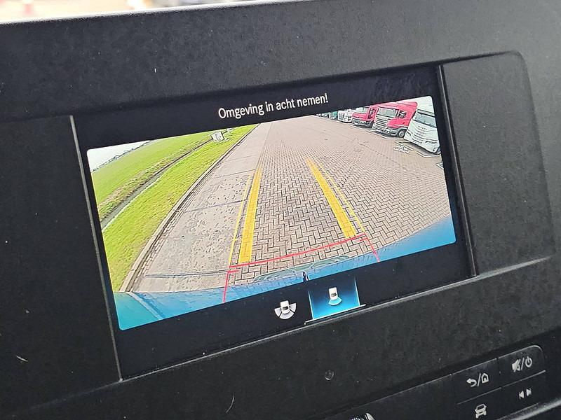 Panel van Mercedes-Benz Sprinter 315 CDI AUT. L3H2: picture 12