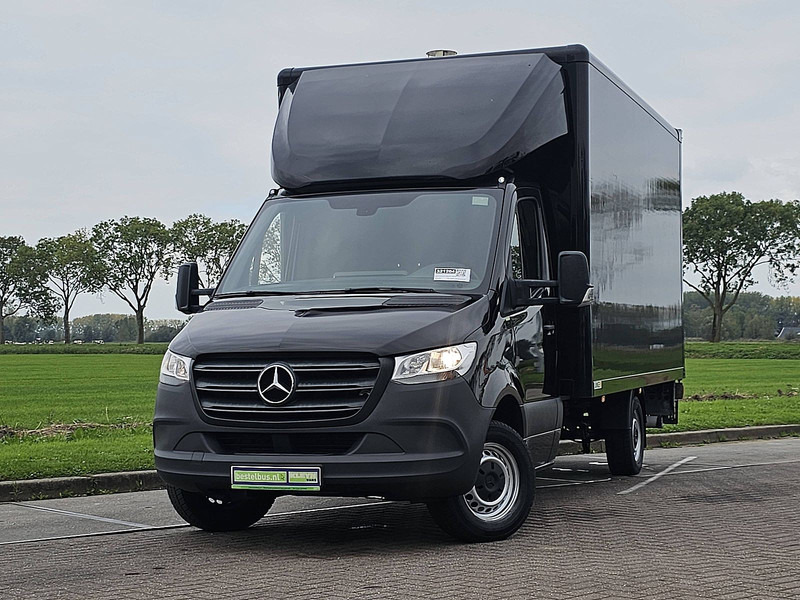 Mercedes-Benz Sprinter 316 Bakwagen Laadklep! - Closed box van: picture 1 Mercedes-Benz Sprinter 316 Bakwagen Laadklep! - Closed box van: picture 1