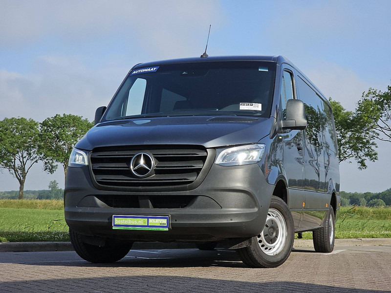 Mercedes-Benz Sprinter 317 L2H1 Dub.-Cab. LED! - Panel van: picture 1 Mercedes-Benz Sprinter 317 L2H1 Dub.-Cab. LED! - Panel van: picture 1