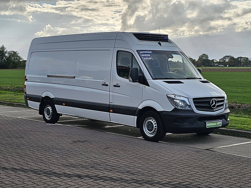 Mercedes-Benz Sprinter 319 L3H2 V6 Koelwagen! - Refrigerated delivery van: picture 5 Mercedes-Benz Sprinter 319 L3H2 V6 Koelwagen! - Refrigerated delivery van: picture 5