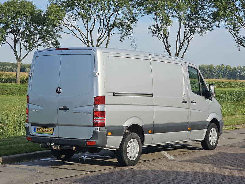 Mercedes-Benz Sprinter 319 V6 3.0 ltr aut EURO6 - Small van: picture 3 Mercedes-Benz Sprinter 319 V6 3.0 ltr aut EURO6 - Small van: picture 3
