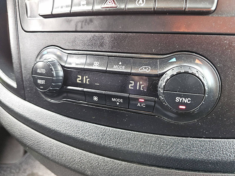 Small van Mercedes-Benz Vito 114 clima aut. EURO6: picture 10