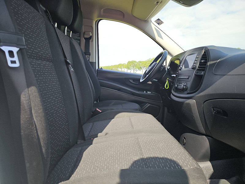 Small van, Electric van Mercedes-Benz eVito  L2 66 kWh Long Range: picture 7