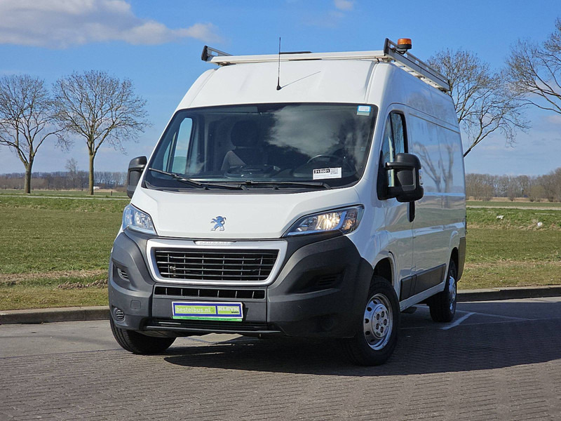 Peugeot Boxer 2.2 BHDI 120 L2H2 - Small van: picture 1 Peugeot Boxer 2.2 BHDI 120 L2H2 - Small van: picture 1