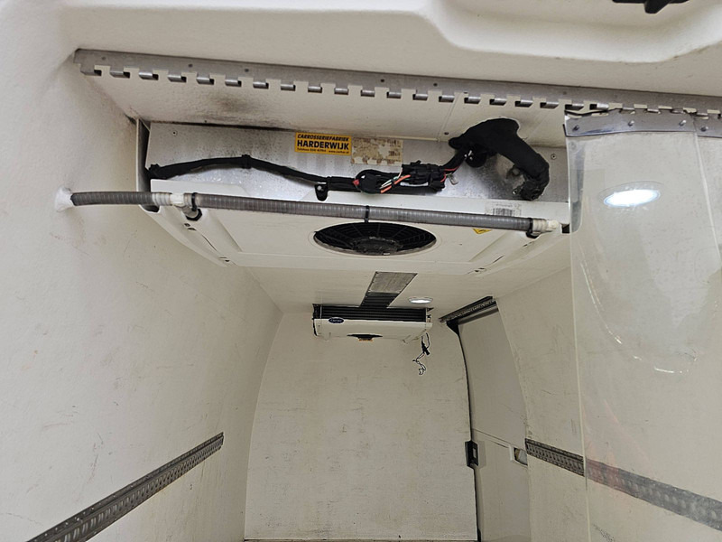 Refrigerated delivery van Renault Master T35 bi-temp EURO6: picture 17