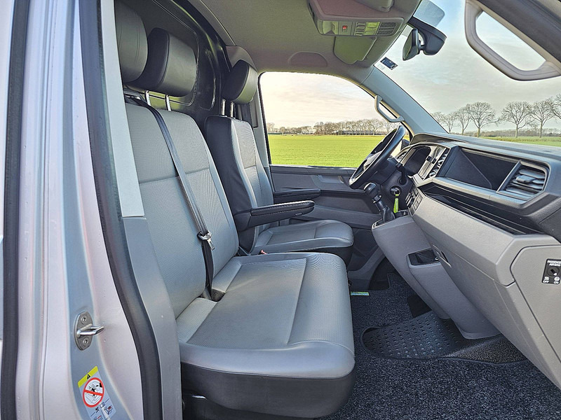 Small van Volkswagen Transporter 2.0 TDI L2H1 Navi Trekhaak: picture 7 Small van Volkswagen Transporter 2.0 TDI L2H1 Navi Trekhaak: picture 7