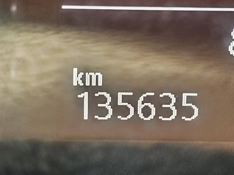 Small van Volkswagen Transporter 2.0 TDI L2H1 Navi Trekhaak: picture 9 Small van Volkswagen Transporter 2.0 TDI L2H1 Navi Trekhaak: picture 9