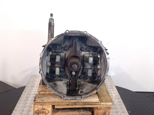 ZF S6-85 Gearbox - Gearbox: picture 3 ZF S6-85 Gearbox - Gearbox: picture 3