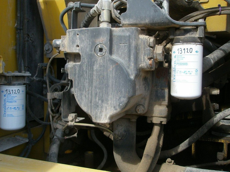 Komatsu PC 240LC-10 - Crawler excavator: picture 5 Komatsu PC 240LC-10 - Crawler excavator: picture 5