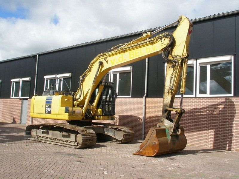 Komatsu PC 240LC-10 - Crawler excavator: picture 3 Komatsu PC 240LC-10 - Crawler excavator: picture 3