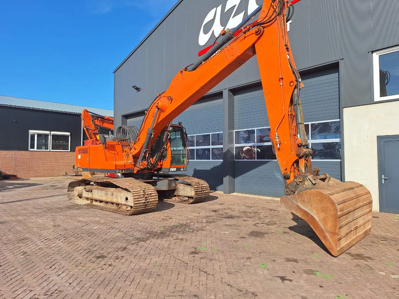 Liebherr R932 - Crawler excavator: picture 2 Liebherr R932 - Crawler excavator: picture 2