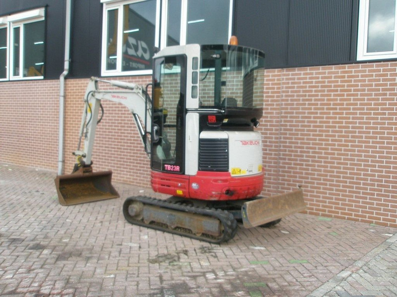 Takeuchi TB23R - Mini excavator: picture 2 Takeuchi TB23R - Mini excavator: picture 2