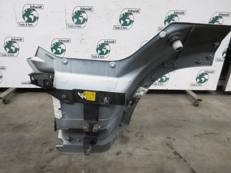 DAF 1835111 INSTAPKAST GROTE DAF CF 410 EURO 6 RECHTS - Cab and interior for Truck: picture 4 DAF 1835111 INSTAPKAST GROTE DAF CF 410 EURO 6 RECHTS - Cab and interior for Truck: picture 4
