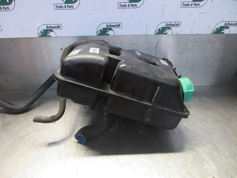 Expansion tank for Truck DAF 1960437 WATERTANK DAF CF XF 450 EURO 6 MODEL 2020: picture 9 Expansion tank for Truck DAF 1960437 WATERTANK DAF CF XF 450 EURO 6 MODEL 2020: picture 9