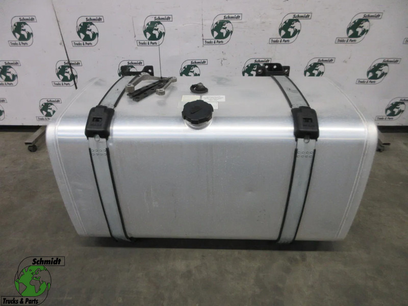 MAN 81.12201-5967 // 81.12201-5887 // 580 LITER MAN 18.420 TGX EURO 6 MODEL 2021 - Fuel tank for Truck: picture 1 MAN 81.12201-5967 // 81.12201-5887 // 580 LITER MAN 18.420 TGX EURO 6 MODEL 2021 - Fuel tank for Truck: picture 1
