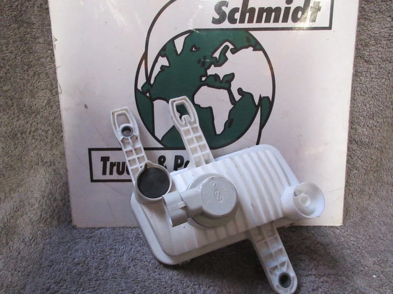 MAN 81.25320-6122 KNIPERLICHT RECHTS EN LINKS MAN TGM TGL EURO 6 - Turn signal for Truck: picture 4 MAN 81.25320-6122 KNIPERLICHT RECHTS EN LINKS MAN TGM TGL EURO 6 - Turn signal for Truck: picture 4