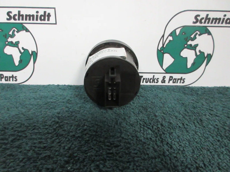 MAN 81.25525-0245 MAN TGX TGS TGM TGL LAMPSCHAKELAAR EURO 6 - Electrical system for Truck: picture 5 MAN 81.25525-0245 MAN TGX TGS TGM TGL LAMPSCHAKELAAR EURO 6 - Electrical system for Truck: picture 5