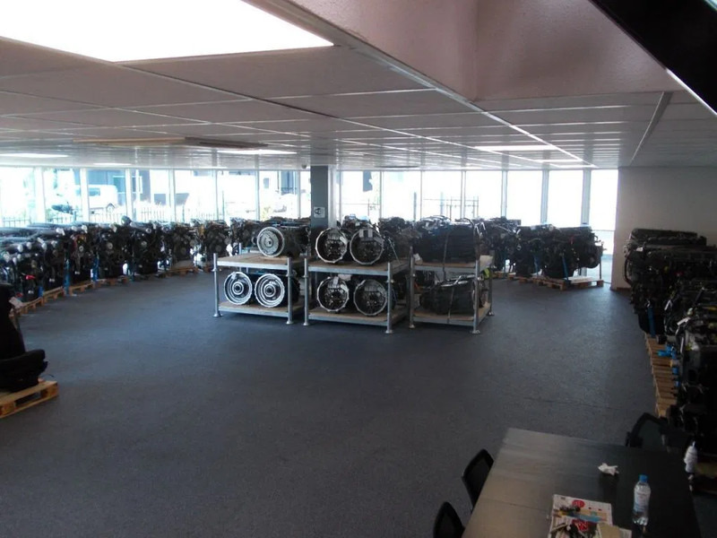 Gearbox for Truck MAN 81.32000-6997 // 81.32004-6484 TIPMATIC 14-2700 NM VOOR PARTS 2021: picture 9 Gearbox for Truck MAN 81.32000-6997 // 81.32004-6484 TIPMATIC 14-2700 NM VOOR PARTS 2021: picture 9