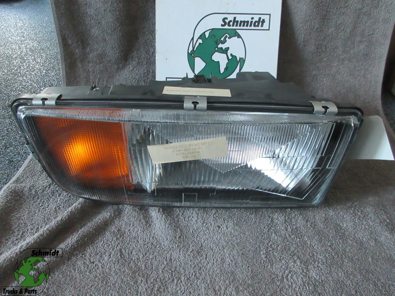 Mercedes-Benz A 941 820 54 61// A 941 820 53 61 KOPLAMP MERCEDES 1835 MP1 EURO 2 NIEUWE !!! - Headlight for Truck: picture 1 Mercedes-Benz A 941 820 54 61// A 941 820 53 61 KOPLAMP MERCEDES 1835 MP1 EURO 2 NIEUWE !!! - Headlight for Truck: picture 1