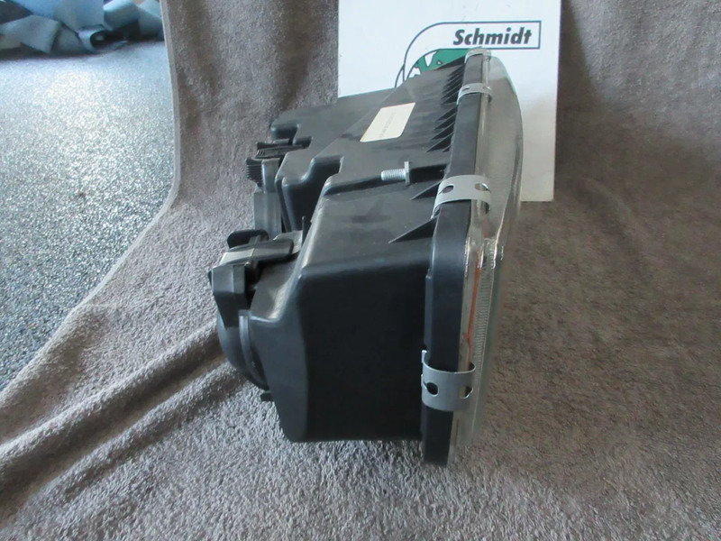 Mercedes-Benz A 941 820 54 61// A 941 820 53 61 KOPLAMP MERCEDES 1835 MP1 EURO 2 NIEUWE !!! - Headlight for Truck: picture 3 Mercedes-Benz A 941 820 54 61// A 941 820 53 61 KOPLAMP MERCEDES 1835 MP1 EURO 2 NIEUWE !!! - Headlight for Truck: picture 3