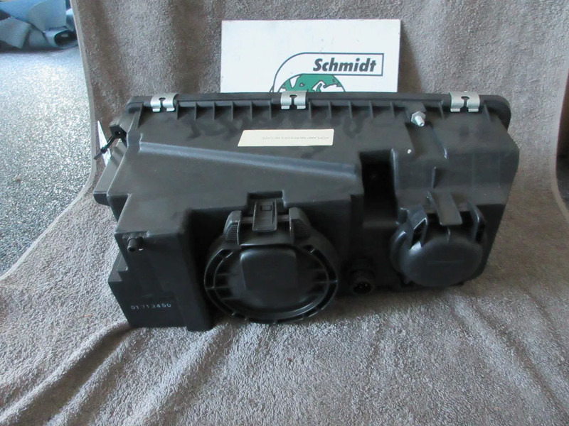 Mercedes-Benz A 941 820 54 61// A 941 820 53 61 KOPLAMP MERCEDES 1835 MP1 EURO 2 NIEUWE !!! - Headlight for Truck: picture 4 Mercedes-Benz A 941 820 54 61// A 941 820 53 61 KOPLAMP MERCEDES 1835 MP1 EURO 2 NIEUWE !!! - Headlight for Truck: picture 4
