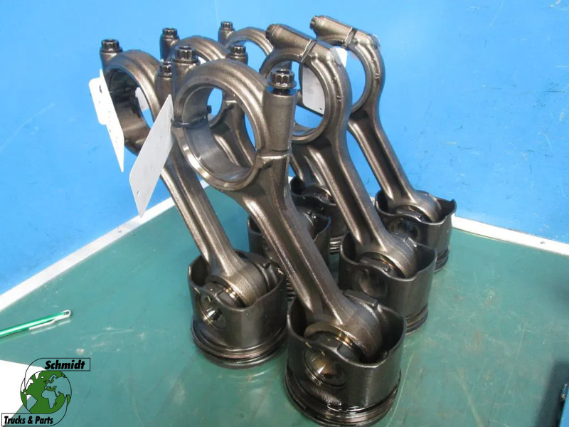 Mercedes-Benz Mercedes Benz A 471 030 02 20 / A 471 030 28 17 Drijfstangen / Zuigers - Engine and parts for Truck: picture 1 Mercedes-Benz Mercedes Benz A 471 030 02 20 / A 471 030 28 17 Drijfstangen / Zuigers - Engine and parts for Truck: picture 1