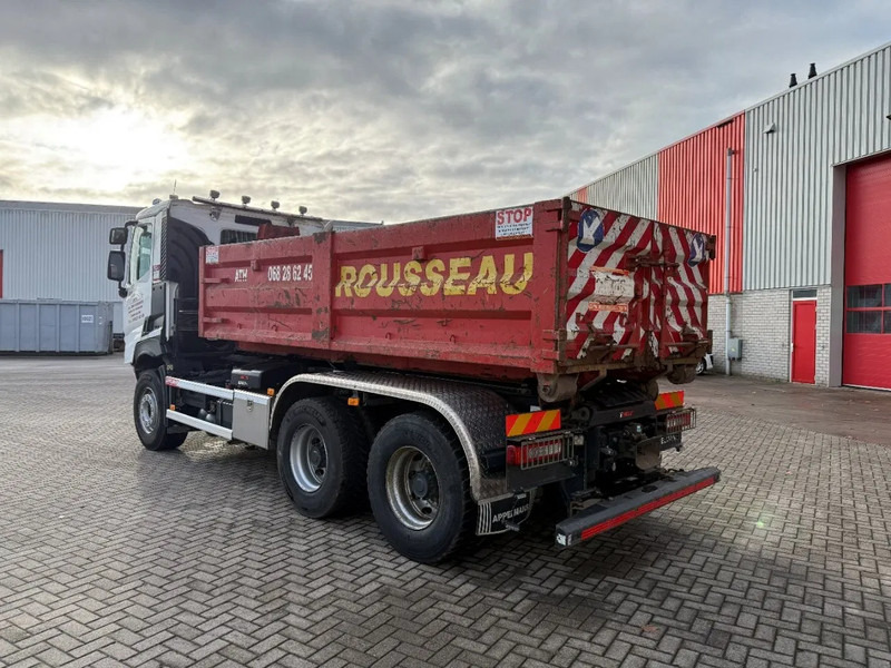 Renault C480 / ENGINE RUNNING / 6X4 / HIAB 21TON HOOKLIFT / ONLY:146334 KM / AUTOMATIC / EURO-6 / 2020 - Hook lift truck: picture 5 Renault C480 / ENGINE RUNNING / 6X4 / HIAB 21TON HOOKLIFT / ONLY:146334 KM / AUTOMATIC / EURO-6 / 2020 - Hook lift truck: picture 5