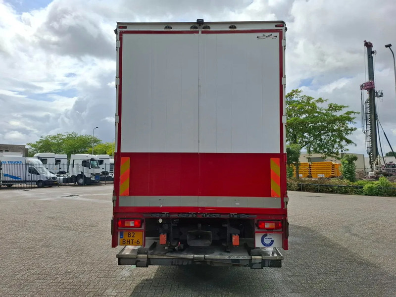 Renault T470 / CLEAN NL TRUCK / TUV:04-11-2025 / SLIDING ROOF / CURTAIN SAILS / SMART TACHO / ACC / LWDS / PLATFORM 2000KG / FRIDGE / AU - Box truck: picture 4 Renault T470 / CLEAN NL TRUCK / TUV:04-11-2025 / SLIDING ROOF / CURTAIN SAILS / SMART TACHO / ACC / LWDS / PLATFORM 2000KG / FRIDGE / AU - Box truck: picture 4