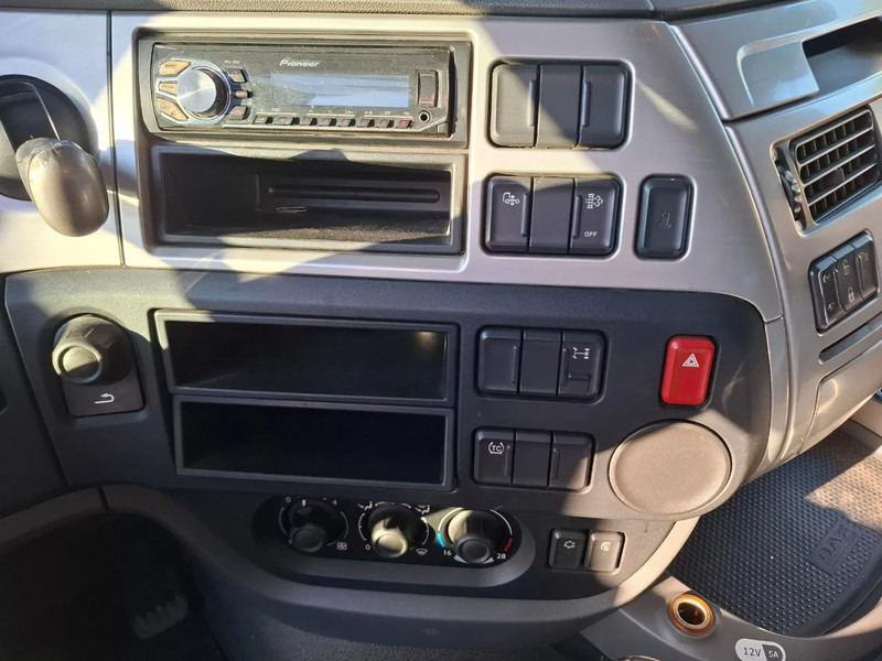 DAF XF106-460 / INTARDER / DEB / MANUAL / AIRCO / CLEAN TRUCK / EURO-6 / 2014 leasing DAF XF106-460 / INTARDER / DEB / MANUAL / AIRCO / CLEAN TRUCK / EURO-6 / 2014: picture 16