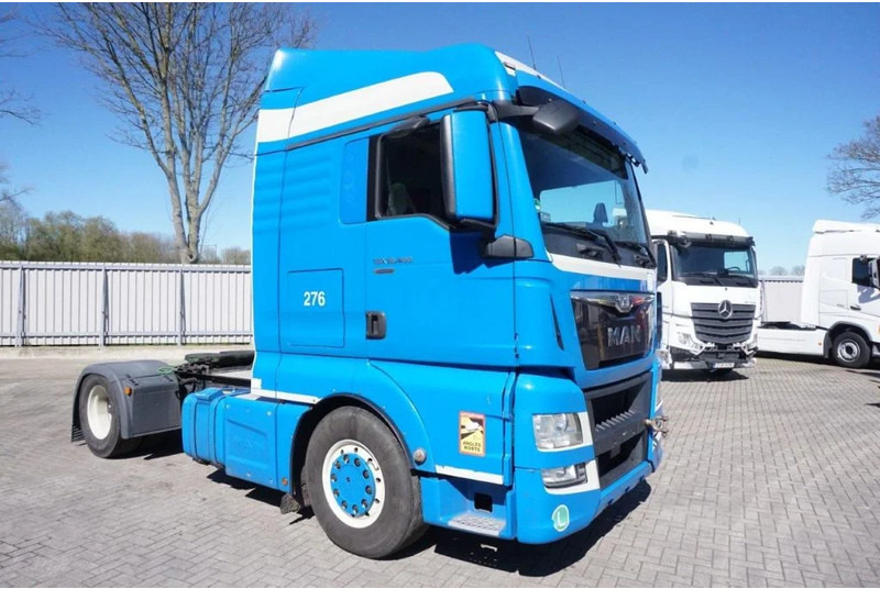 MAN TGX 18.400 / AUTOMATIC / DOUBLE TANK / ENGINE PROBLEMS / EURO-6 / 2016 - Tractor truck: picture 2 MAN TGX 18.400 / AUTOMATIC / DOUBLE TANK / ENGINE PROBLEMS / EURO-6 / 2016 - Tractor truck: picture 2