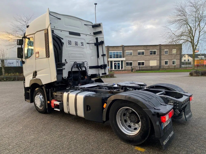 Renault T480 COMFORT / DOUBLE TANK / LWDS / AIRCO / 2XBED / AUTOMATIC / EURO-6 / 2016 - Tractor truck: picture 3 Renault T480 COMFORT / DOUBLE TANK / LWDS / AIRCO / 2XBED / AUTOMATIC / EURO-6 / 2016 - Tractor truck: picture 3