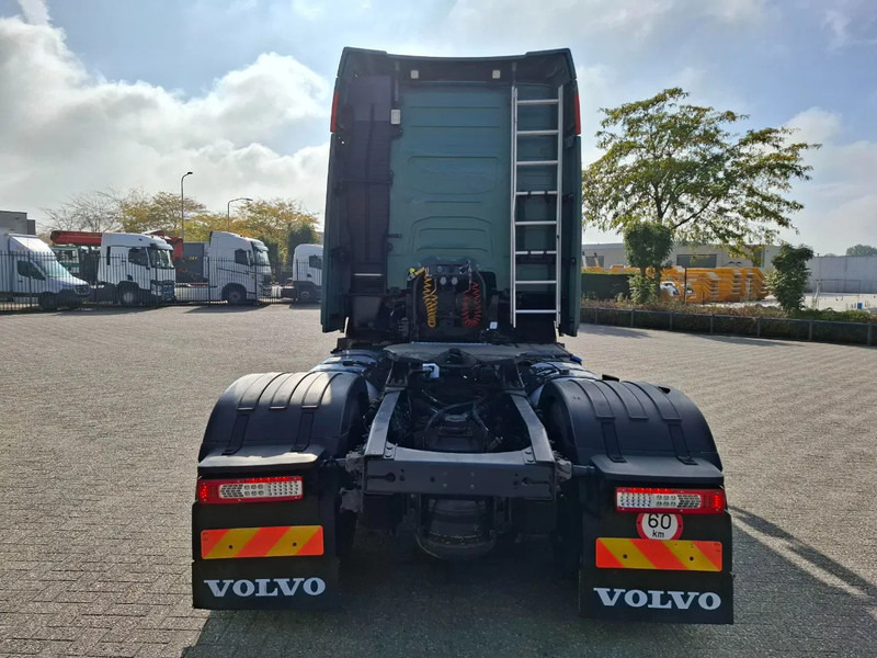 Volvo FH4-460 / VEB+ / DOUBLE TANK / FRIDGE / AIRCO / AUTOMATIC / EURO-6 / 2014 - Tractor truck: picture 4 Volvo FH4-460 / VEB+ / DOUBLE TANK / FRIDGE / AIRCO / AUTOMATIC / EURO-6 / 2014 - Tractor truck: picture 4