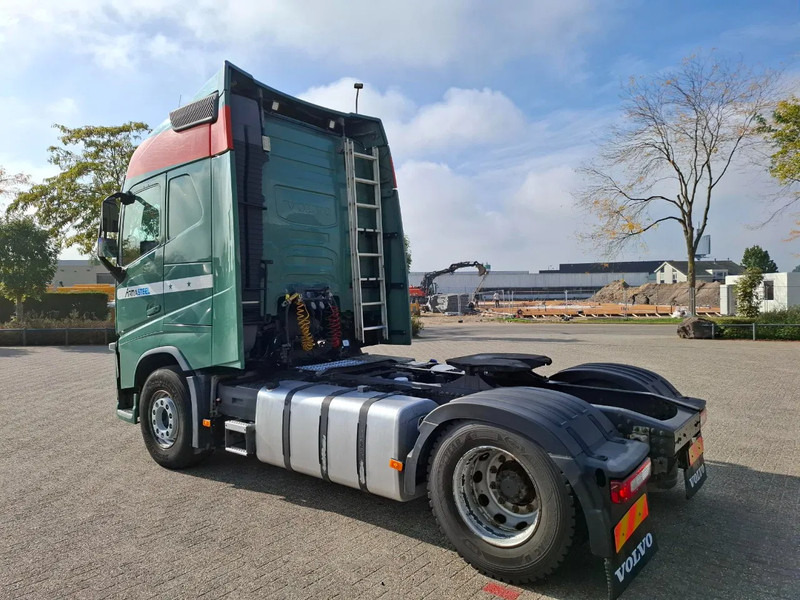 Volvo FH4-460 / VEB+ / DOUBLE TANK / FRIDGE / AIRCO / AUTOMATIC / EURO-6 / 2014 - Tractor truck: picture 3 Volvo FH4-460 / VEB+ / DOUBLE TANK / FRIDGE / AIRCO / AUTOMATIC / EURO-6 / 2014 - Tractor truck: picture 3
