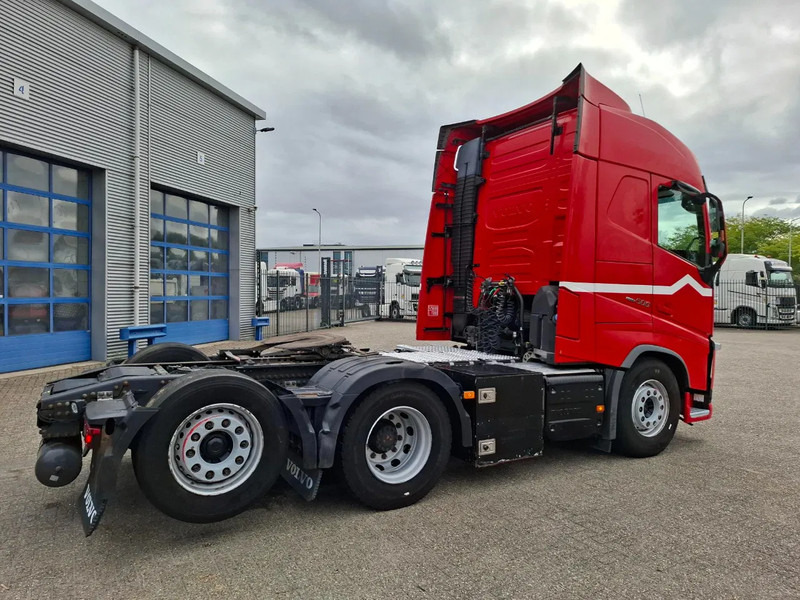 Volvo FH4-500 / VEB+ / ACC / LWDS / FULL-AIR / LIFT AXLE / 705064 KM / FRIDGE / AUTOMATIC / EURO-6 / 2018 - Tractor truck: picture 5 Volvo FH4-500 / VEB+ / ACC / LWDS / FULL-AIR / LIFT AXLE / 705064 KM / FRIDGE / AUTOMATIC / EURO-6 / 2018 - Tractor truck: picture 5